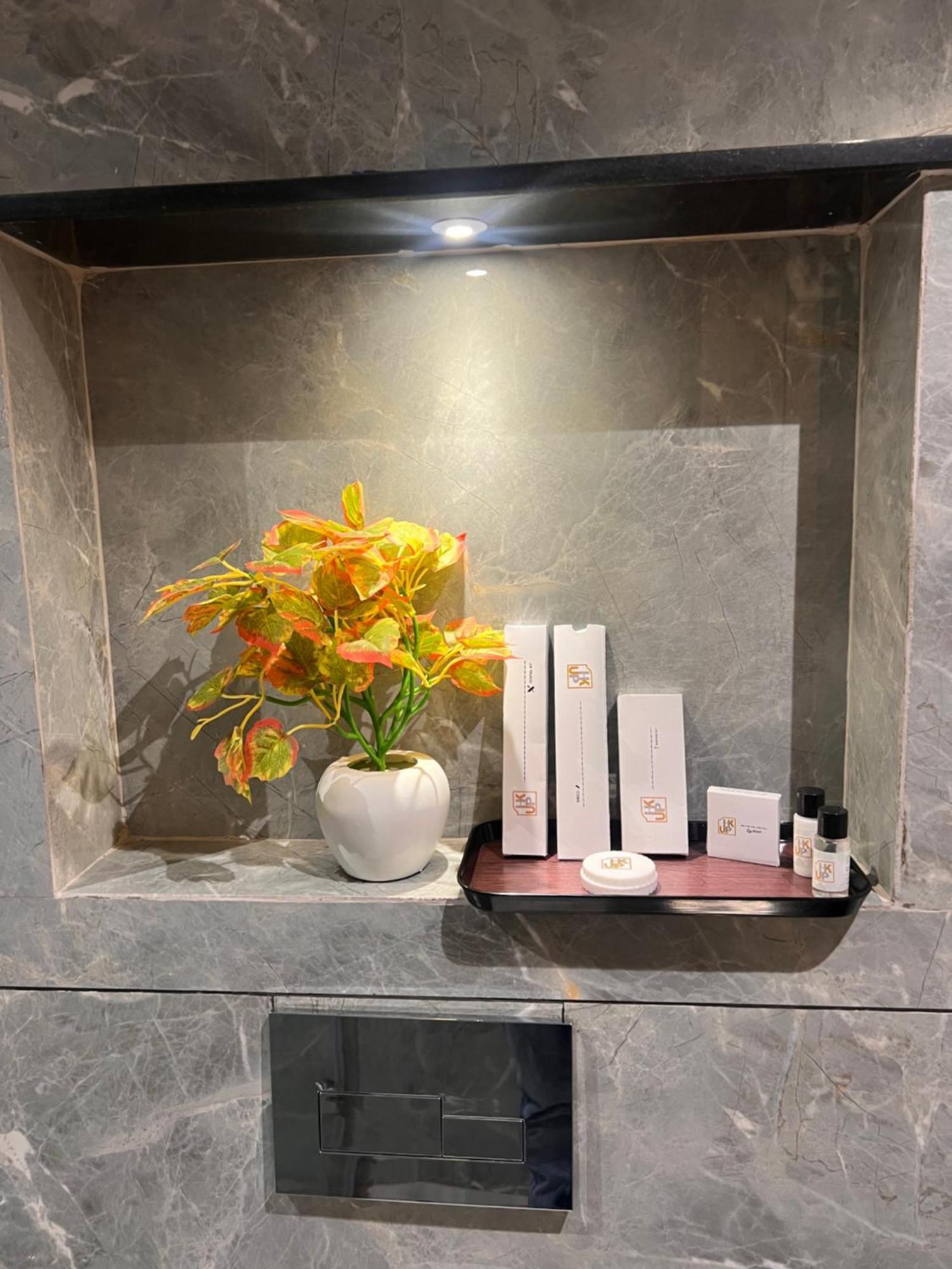 Hotel Jk Palace Prayagraj Exterior photo