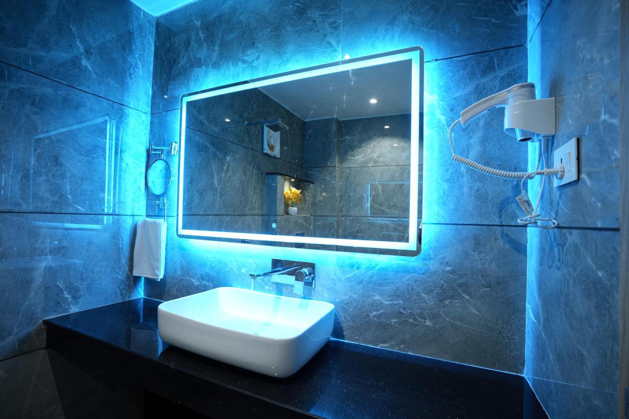 Hotel Jk Palace Prayagraj Exterior photo