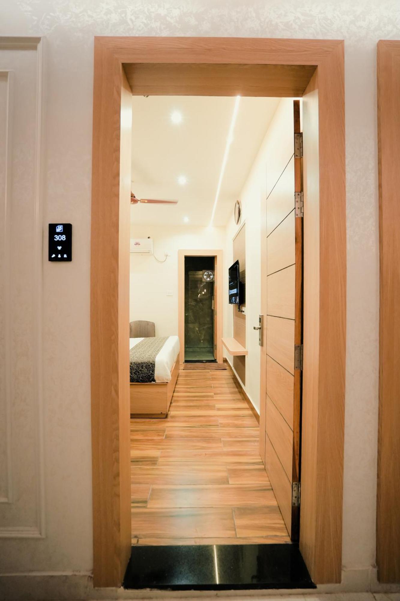 Hotel Jk Palace Prayagraj Exterior photo
